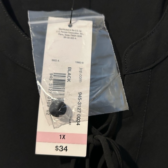 NWT JCP Worthington Woman Black Top Mid Length Rolled Tabbed Sleeves - Picture 5 of 5